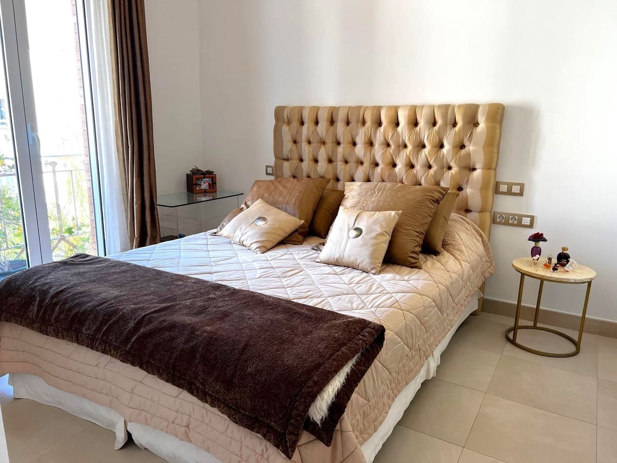 2 sovrum Lägenhet till salu i Benalmadena med pool garage - 333 000 € (Ref: 9811202)