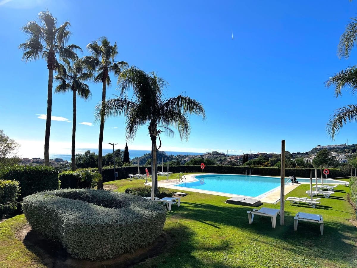 2 sovrum Lägenhet till salu i Benalmadena med pool garage - 333 000 € (Ref: 9811202)