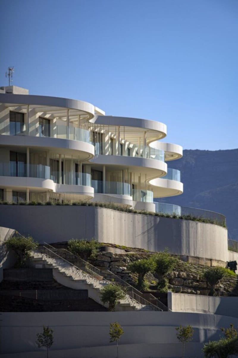 3 quarto Penthouse para venda em Benahavis com piscina garagem - 1 295 000 € (Ref: 9816379)