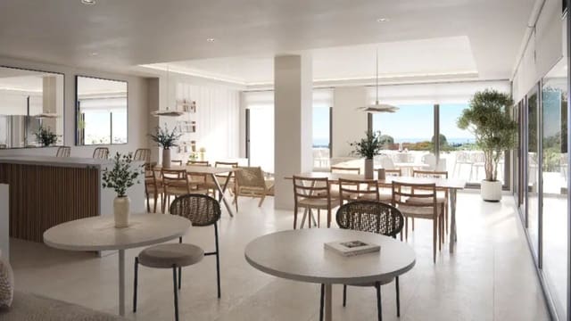 3 chambre Appartement à vendre à New Golden Mile, Estepona avec piscine garage - 608 000 € (Ref: 9819202)