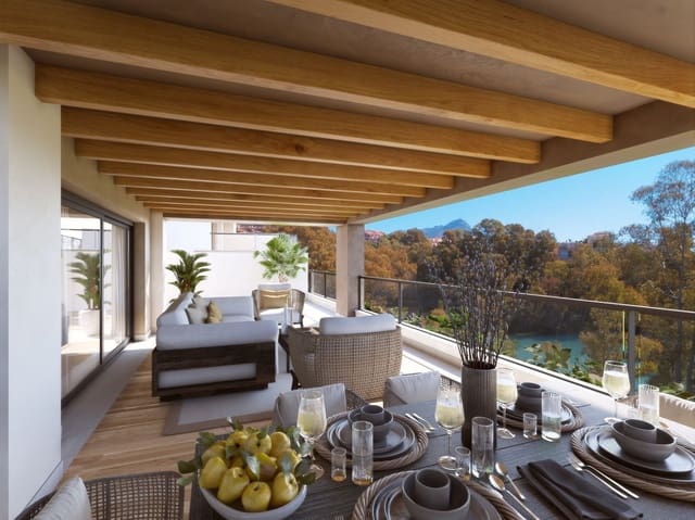 4 chambre Appartement à vendre à Nueva Andalucia, Marbella avec piscine garage - 1 490 000 € (Ref: 9821383)