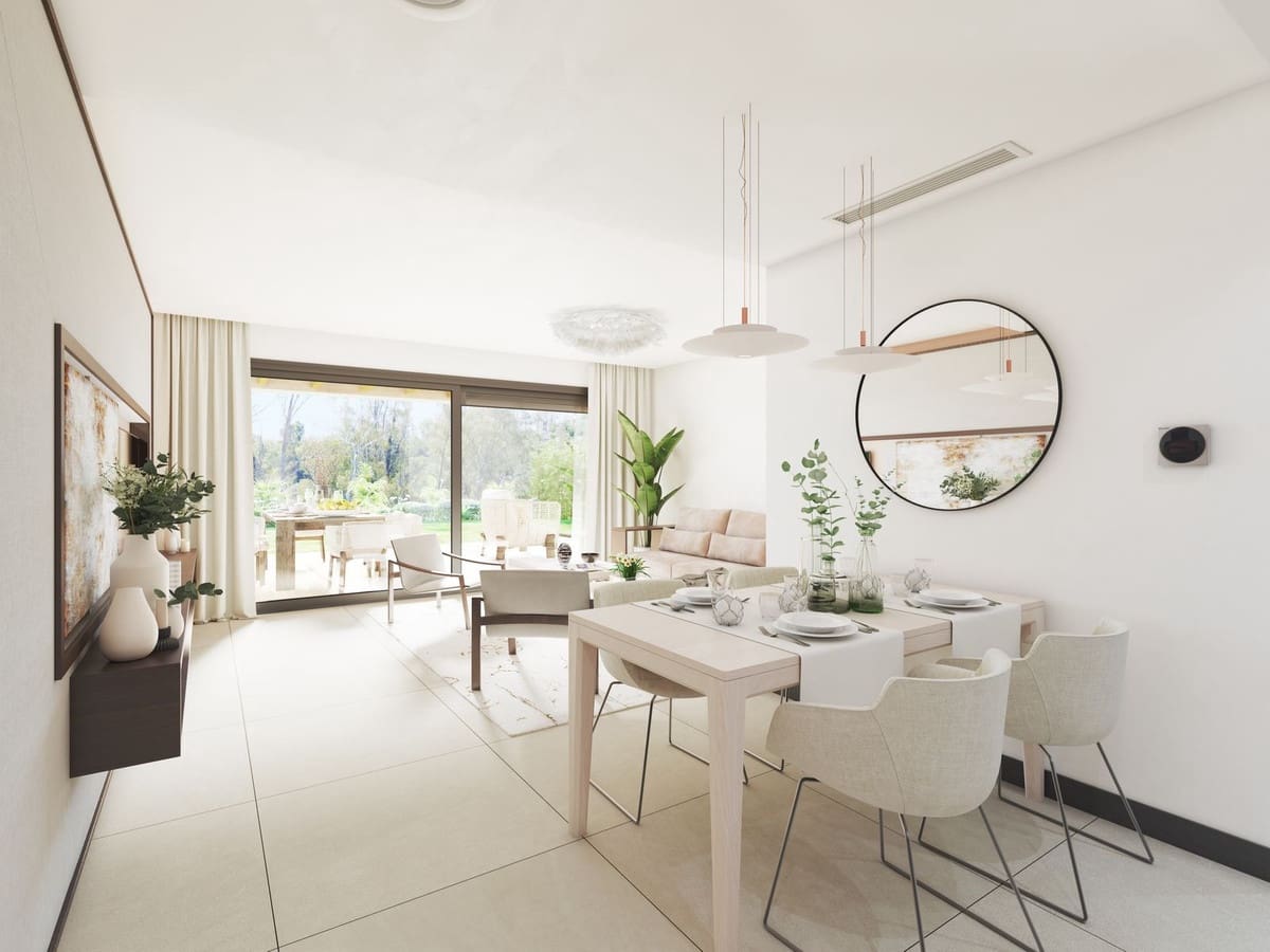 4 chambre Appartement à vendre à Nueva Andalucia avec piscine garage - 1 490 000 € (Ref: 9821383)