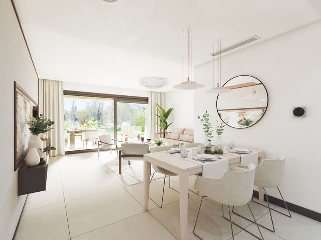 4 chambre Appartement à vendre à Nueva Andalucia, Marbella avec piscine garage - 1 490 000 € (Ref: 9821383)
