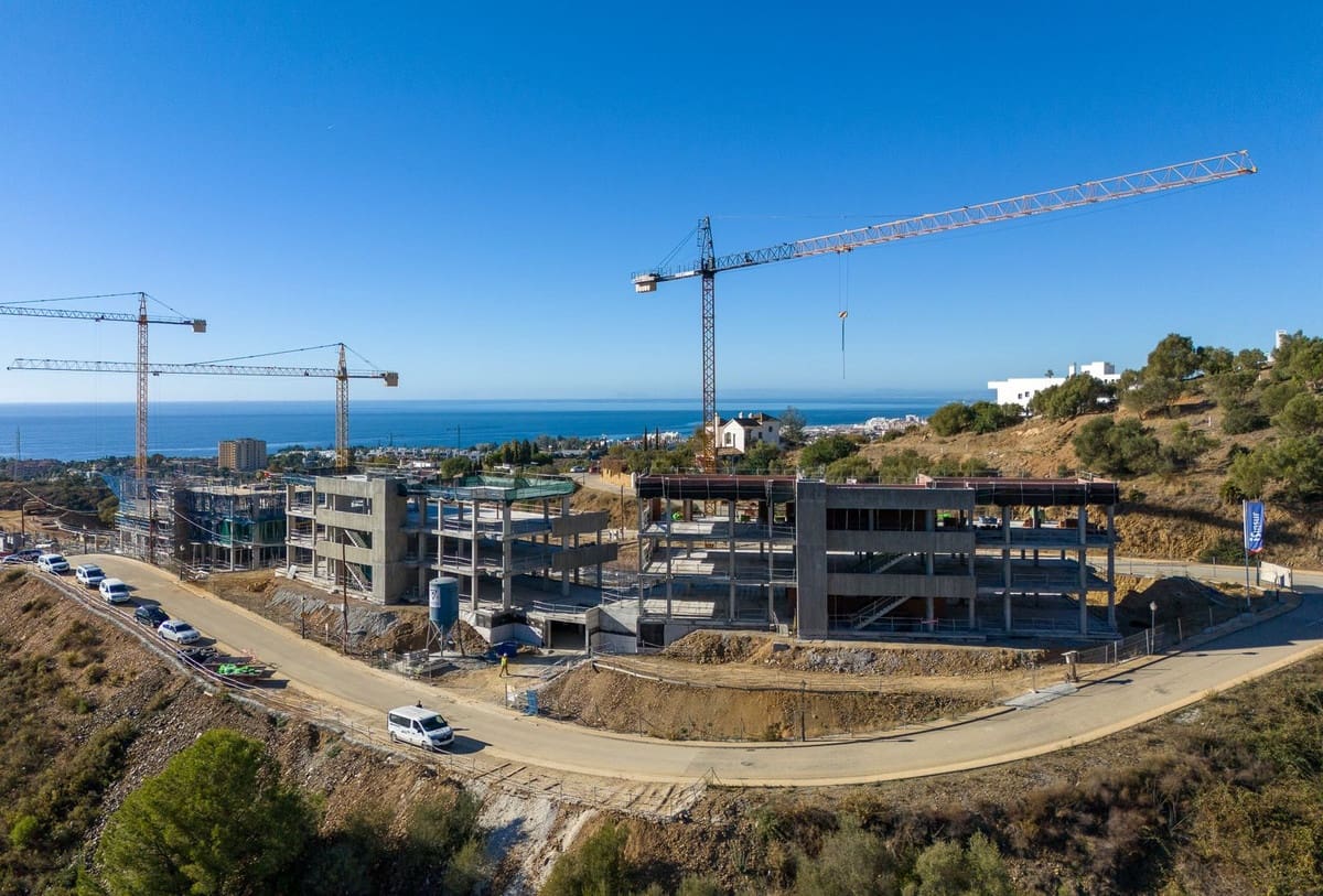 3 Zimmer Apartment zu verkaufen in Marbella mit Pool Garage - 1.350.000 € (Ref: 9821386)