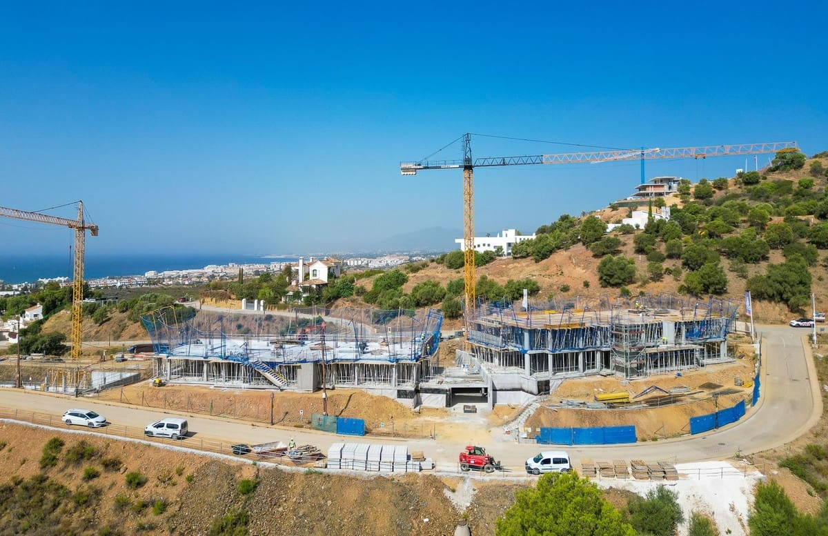 3 Zimmer Apartment zu verkaufen in Marbella mit Pool Garage - 1.350.000 € (Ref: 9821386)