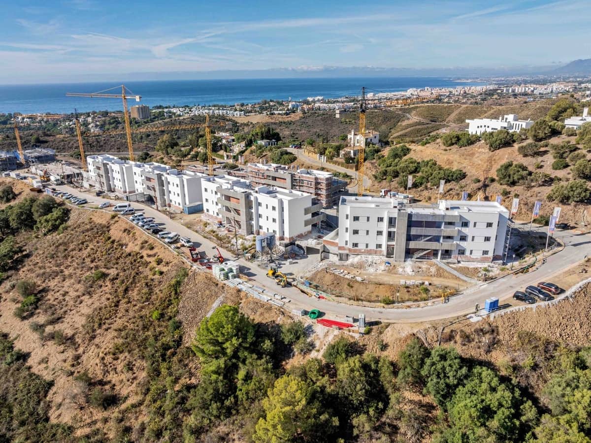 3 Zimmer Apartment zu verkaufen in Marbella mit Pool Garage - 1.350.000 € (Ref: 9821386)