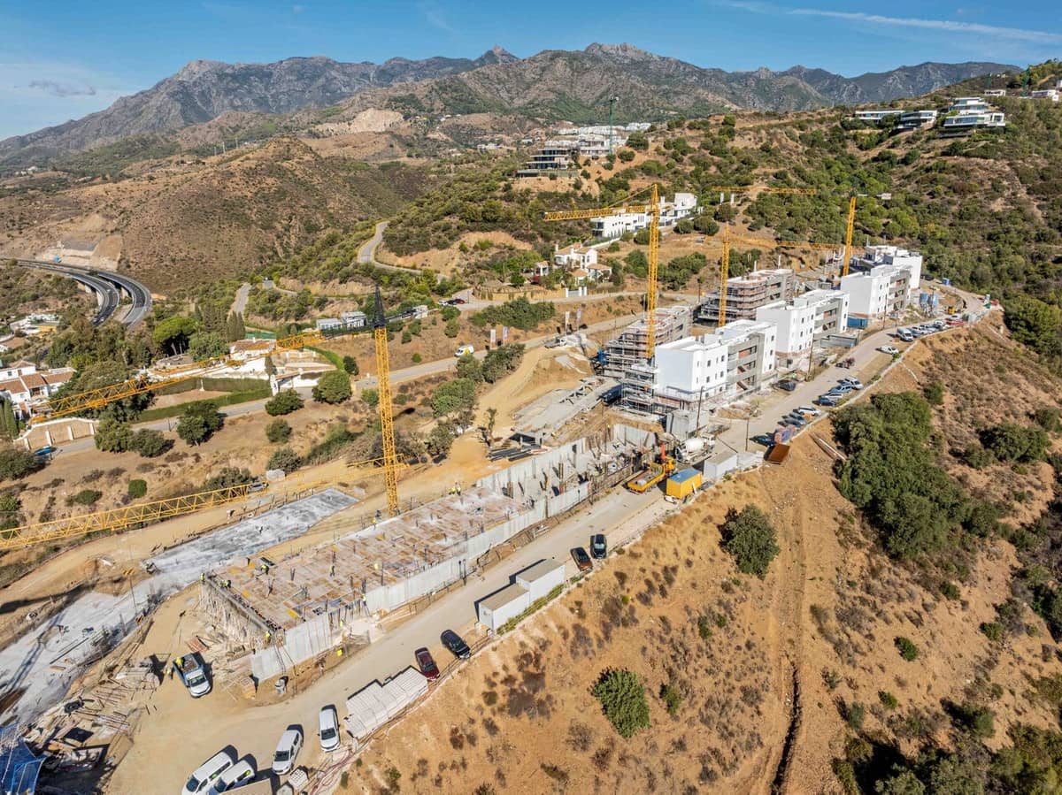 3 Zimmer Apartment zu verkaufen in Marbella mit Pool Garage - 1.350.000 € (Ref: 9821386)