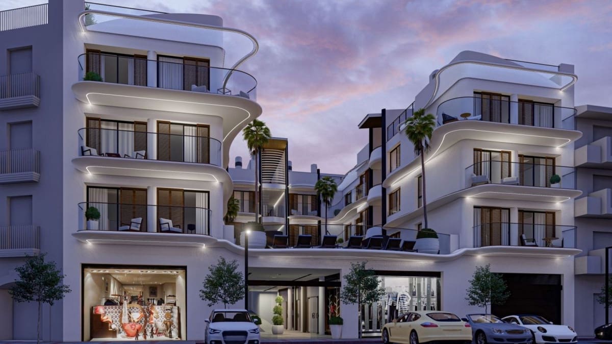 1 soverom Bedrift til salgs i Estepona med svømmebasseng garasje - € 1 400 000 (Ref: 9821397)