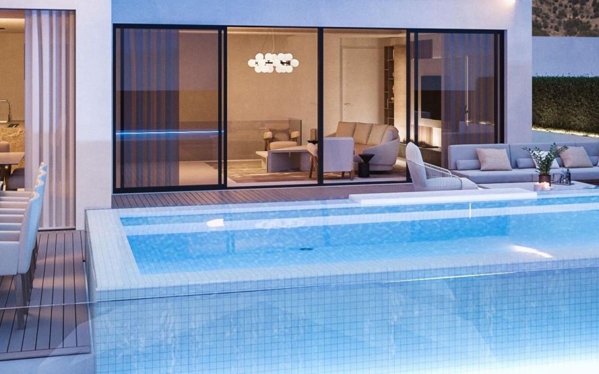 4 soverom Villa til salgs i Benalmadena med svømmebasseng garasje - € 1 700 000 (Ref: 9821406)
