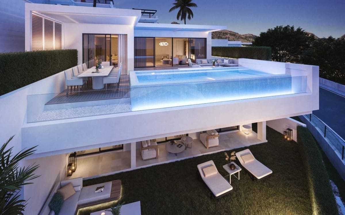4 soverom Villa til salgs i Benalmadena med svømmebasseng garasje - € 1 700 000 (Ref: 9821406)