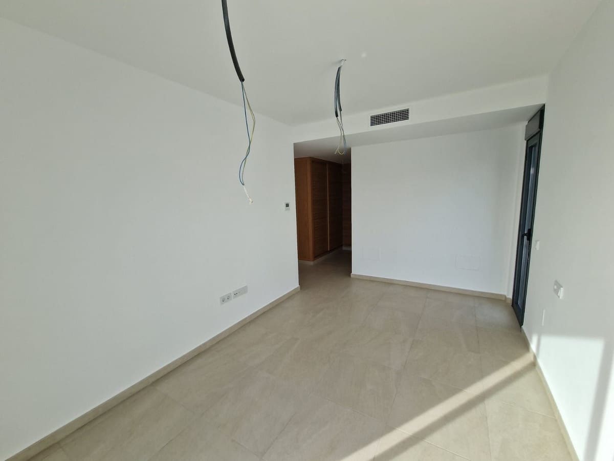4 bedroom Villa for sale in Manilva with pool garage - € 780,000 (Ref: 9821409)