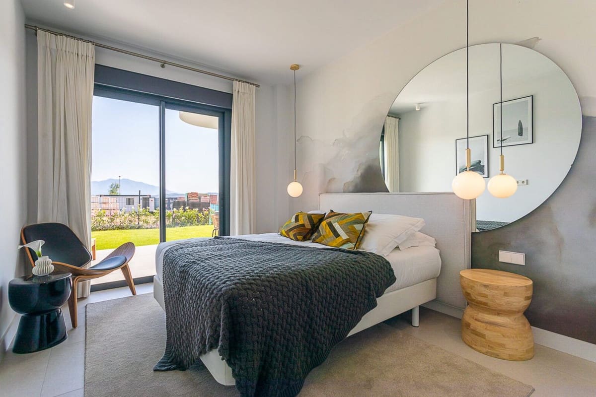 3 sypialnia Apartament na sprzedaż w La Cala de Mijas z basenem garażem - 465 000 € (Ref: 9821414)