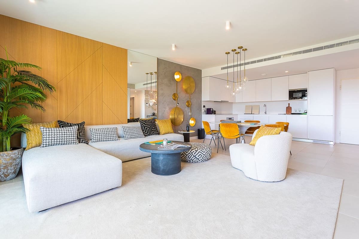 3 sypialnia Apartament na sprzedaż w La Cala de Mijas z basenem garażem - 465 000 € (Ref: 9821414)
