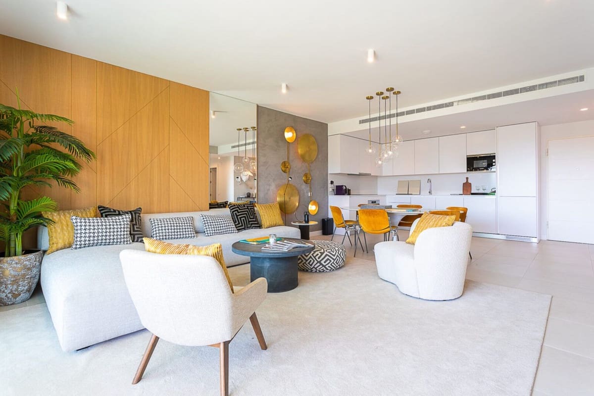 3 sypialnia Apartament na sprzedaż w La Cala de Mijas z basenem garażem - 465 000 € (Ref: 9821414)
