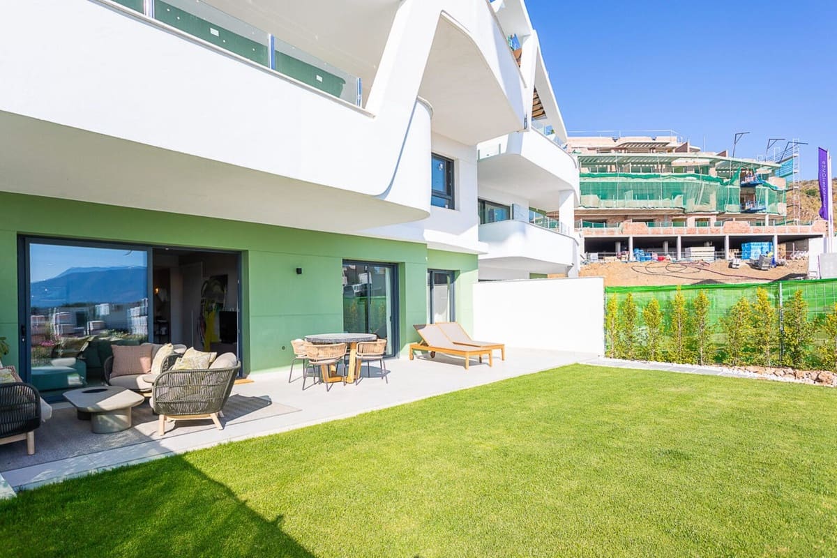 3 sypialnia Apartament na sprzedaż w La Cala de Mijas z basenem garażem - 465 000 € (Ref: 9821414)