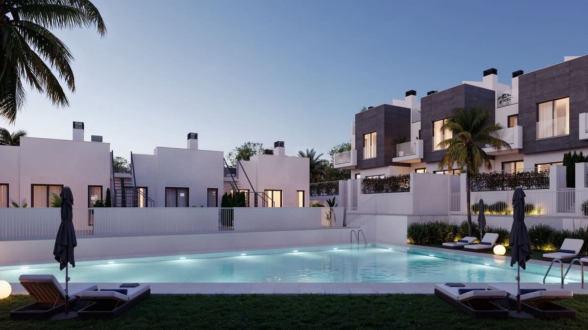 3 chambre Maison de Ville à vendre à Fuengirola avec piscine garage - 520 000 € (Ref: 9821416)