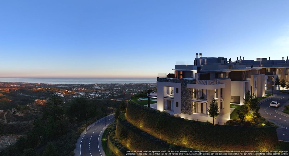 Apartamento de 3 habitaciones en Benahavís en venta con piscina garaje - 1.895.000 € (Ref: 9821429)