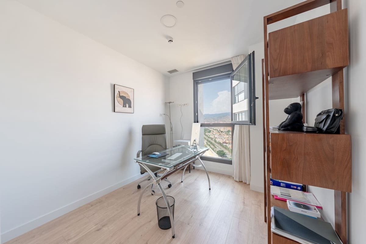 3 chambre Appartement à vendre à Malaga ville avec piscine garage - 899 000 € (Ref: 9821432)