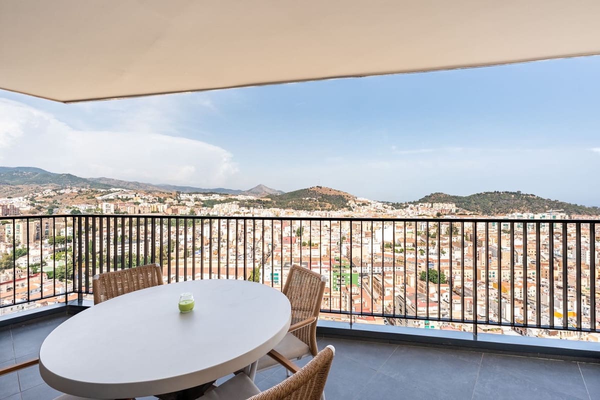 3 chambre Appartement à vendre à Malaga ville avec piscine garage - 899 000 € (Ref: 9821432)