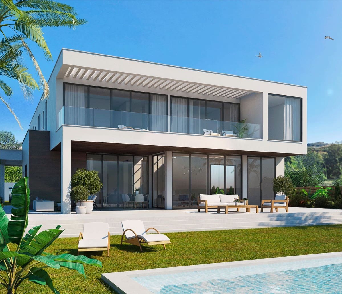 4 bedroom Villa for sale in La Cala de Mijas with pool garage - € 2,100,000 (Ref: 9821440)