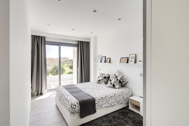 3 soverom Villa til salgs i Mijas Costa, Mijas med svømmebasseng garasje - € 1 125 000 (Ref: 9821442)