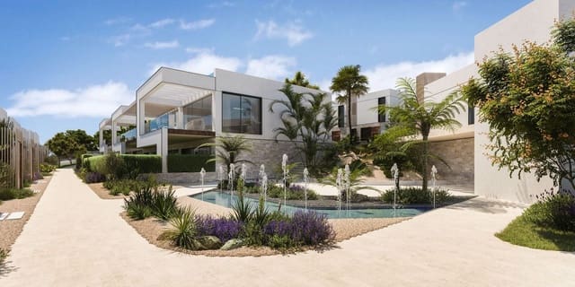 Adosado de 2 habitaciones en La Cala Golf, Mijas en venta con piscina garaje - 545.000 € (Ref: 9821450)