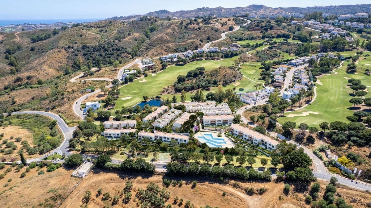 Adosado de 2 habitaciones en La Cala Golf en venta con piscina garaje - 545.000 € (Ref: 9821450)