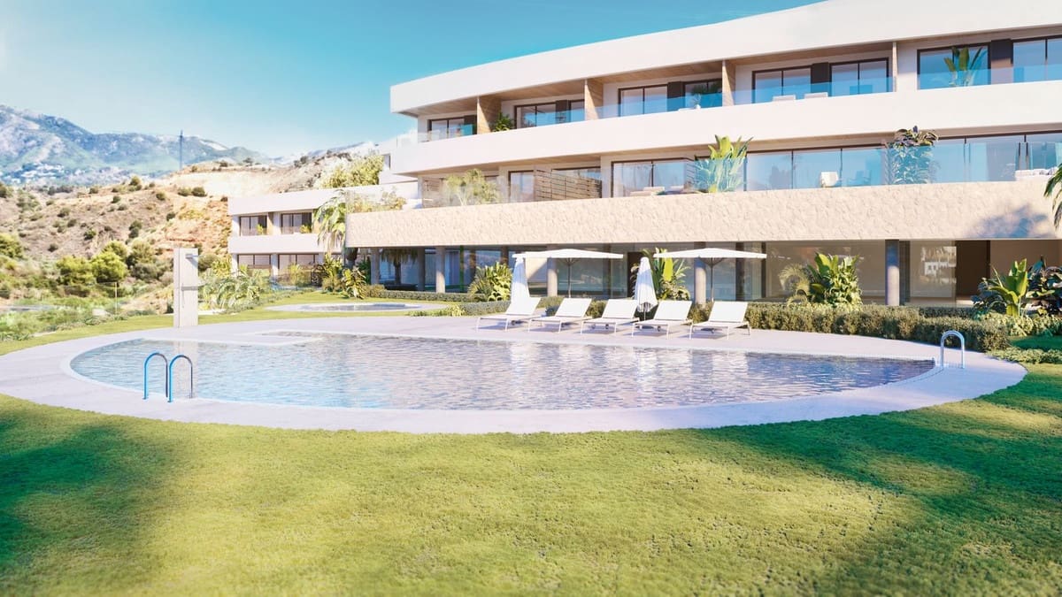 3 quarto Penthouse para venda em Marbella com piscina garagem - 1 375 000 € (Ref: 9821475)