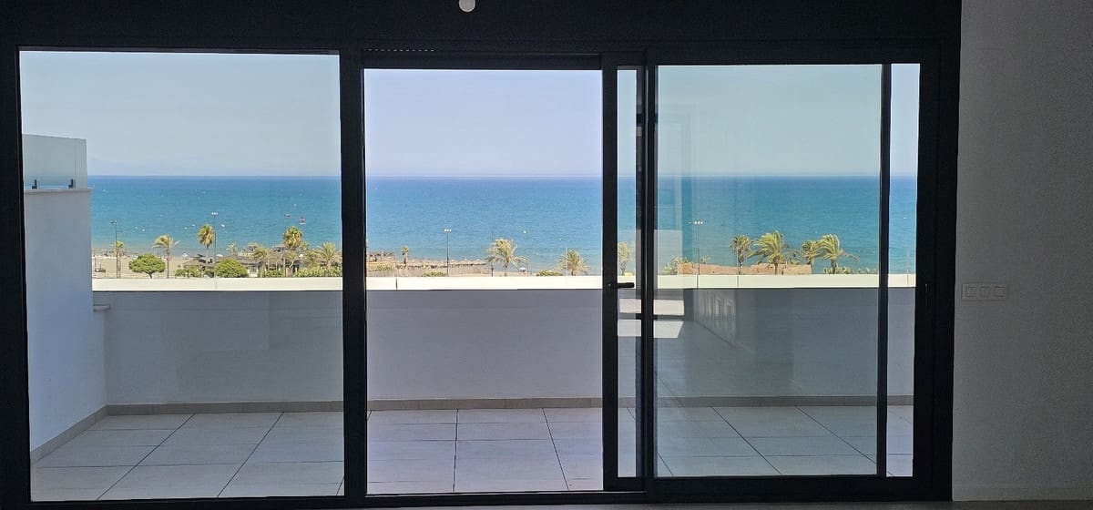 3 quarto Penthouse para venda em Malaga cidade com piscina garagem - 1 850 000 € (Ref: 9828017)