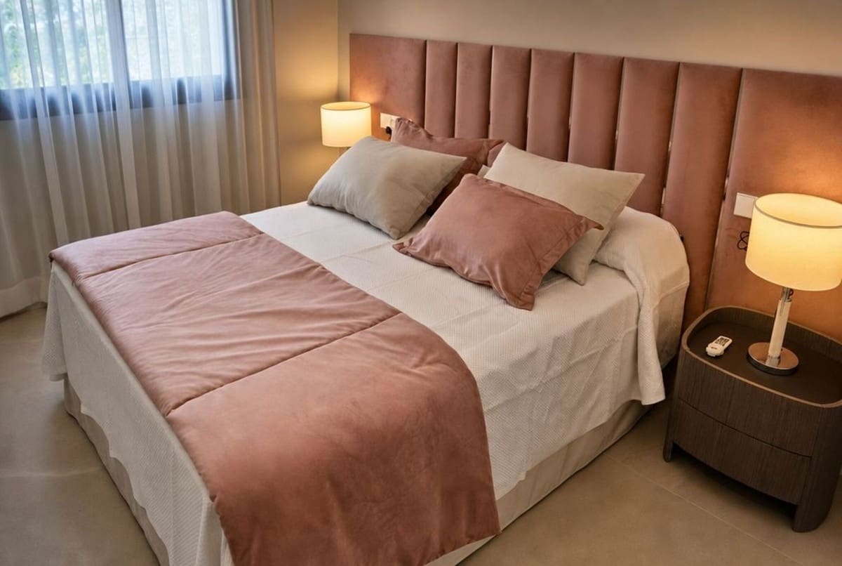 3 bedroom Apartment for sale in New Golden Mile with pool garage - € 695,000 (Ref: 9850800)