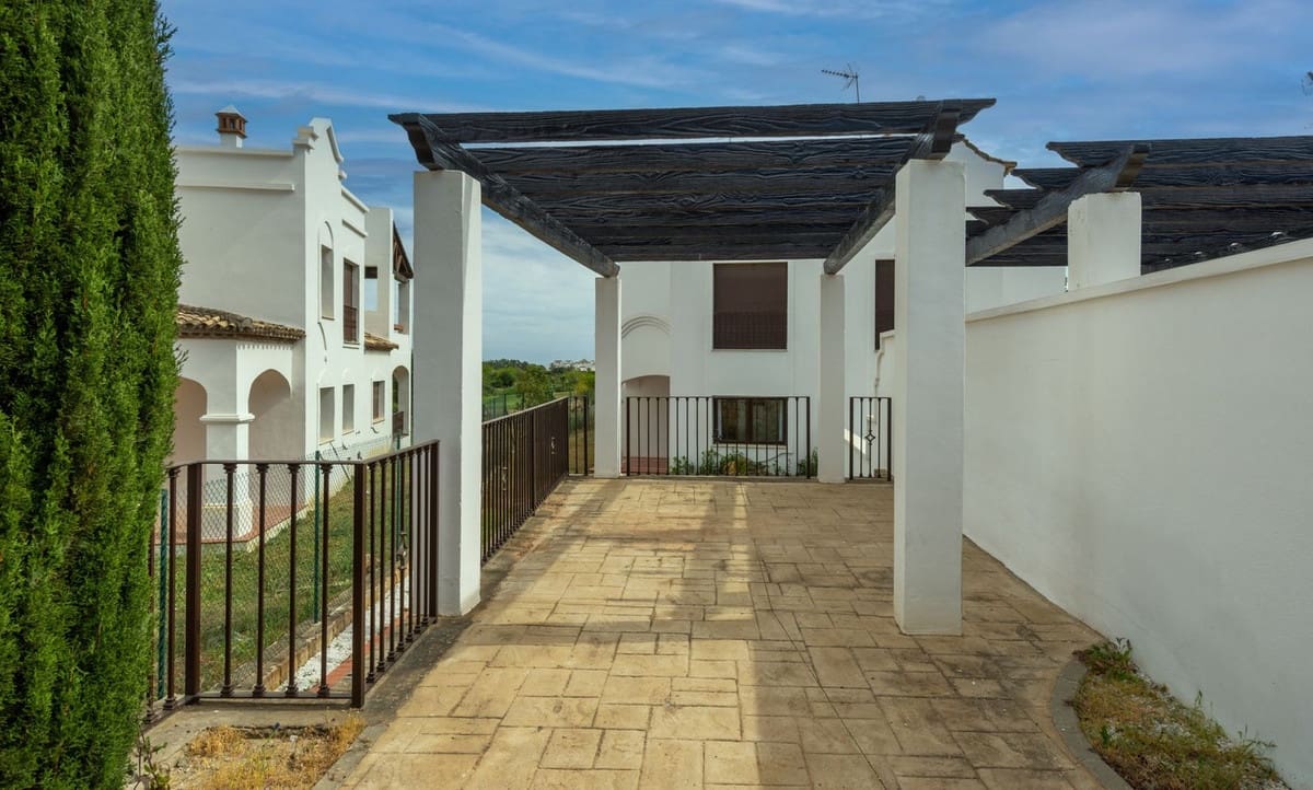 3 chambre Appartement à vendre à Casares avec piscine garage - 977 500 € (Ref: 9860966)