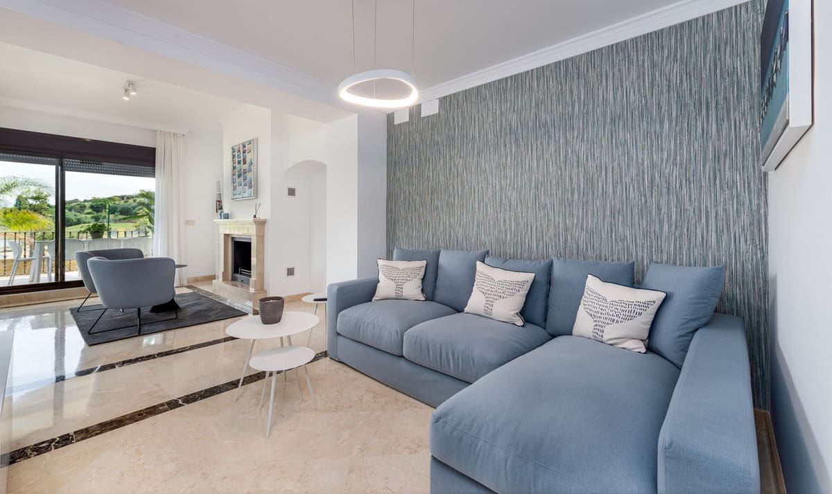 3 quarto Apartamento para venda em Casares com piscina garagem - 756 412 € (Ref: 9860967)
