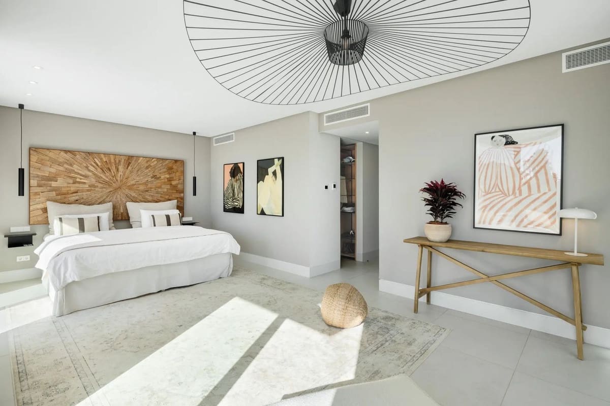 5 soveværelse Villa til salg i Marbella med swimmingpool garage - € 3.750.000 (Ref: 9860968)