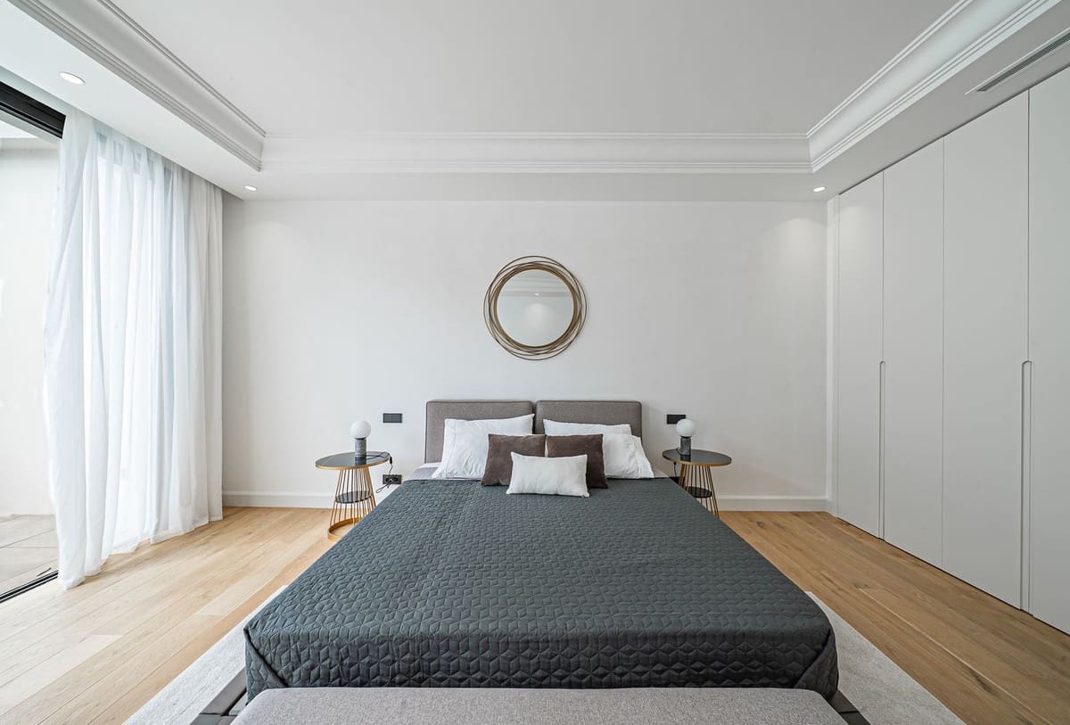 4 slaapkamer Villa te koop in Golden Mile met zwembad garage - € 6.500.000 (Ref: 9860985)