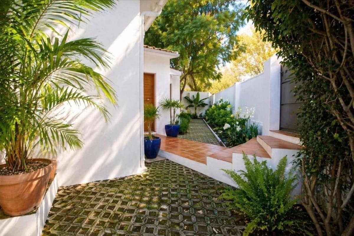 3 camera da letto Villa in vendita in Guadalmina con garage - 985.000 € (Rif: 9883689)