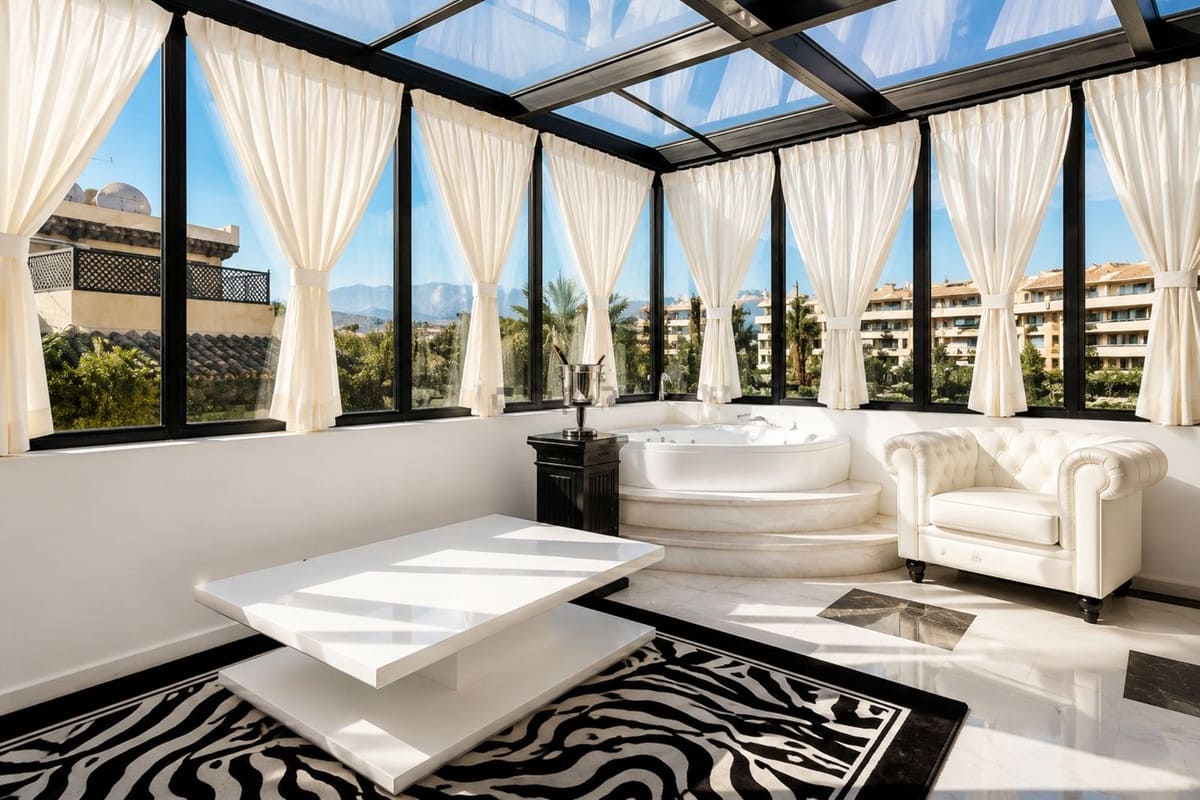 2 chambre Penthouse à vendre à Guadalmina avec piscine garage - 720 000 € (Ref: 9895368)