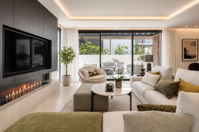 3 bedroom Villa for sale in Mijas Costa, Mijas with pool garage - € 1,889,000 (Ref: 9904939)