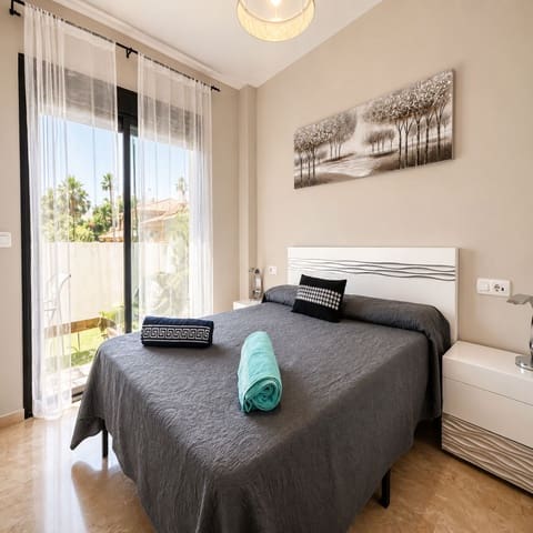 2 sovrum Lägenhet till salu i Riviera del Sol, Mijas med pool garage - 299 000 € (Ref: 9911953)