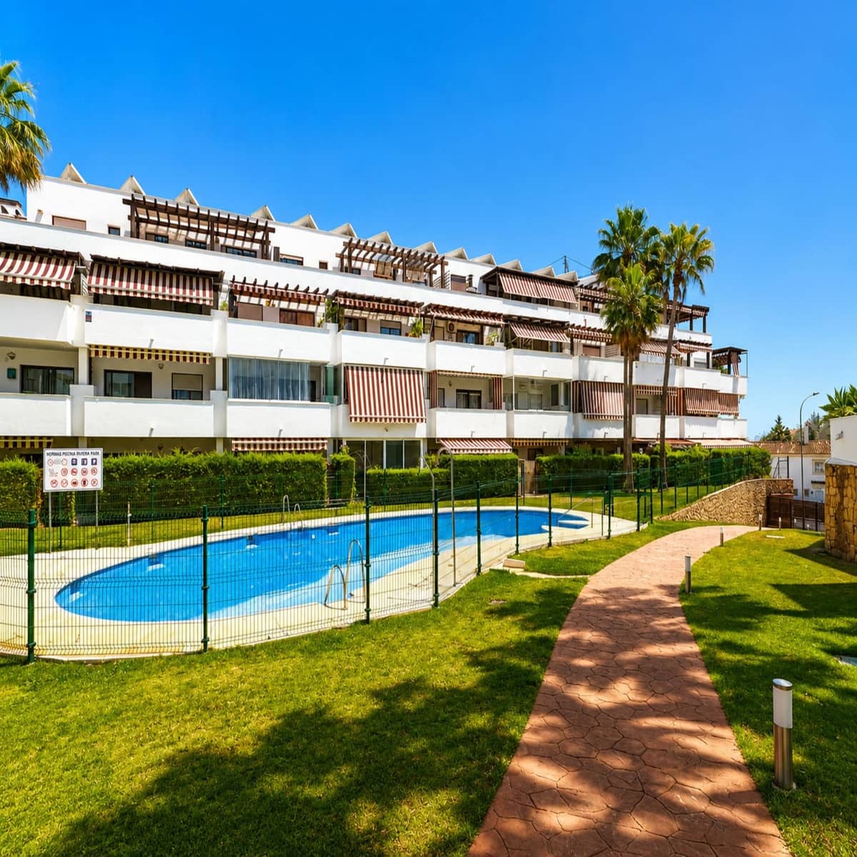 2 sypialnia Apartament na sprzedaż w Riviera del Sol z basenem garażem - 299 000 € (Ref: 9911953)