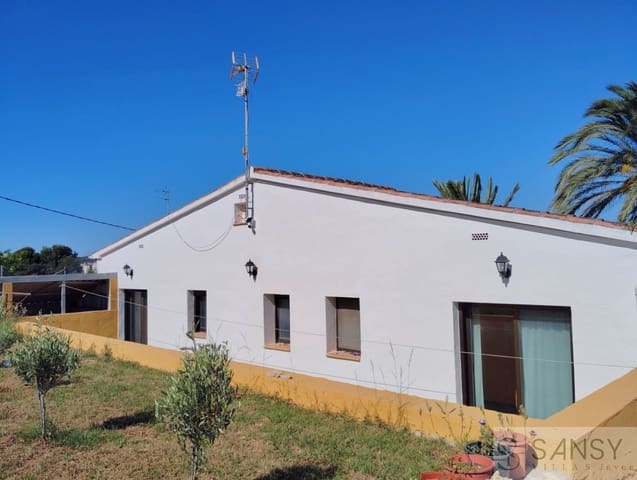 3 makuuhuone Maalaistalo myytävänä paikassa Teulada Pueblo, Teulada-Moraira mukana uima-altaan 
autotalli - 490 000 € (Ref: 10046594)