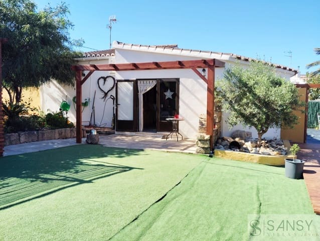 3 makuuhuone Maalaistalo myytävänä paikassa Teulada Pueblo, Teulada-Moraira mukana uima-altaan 
autotalli - 490 000 € (Ref: 10046594)