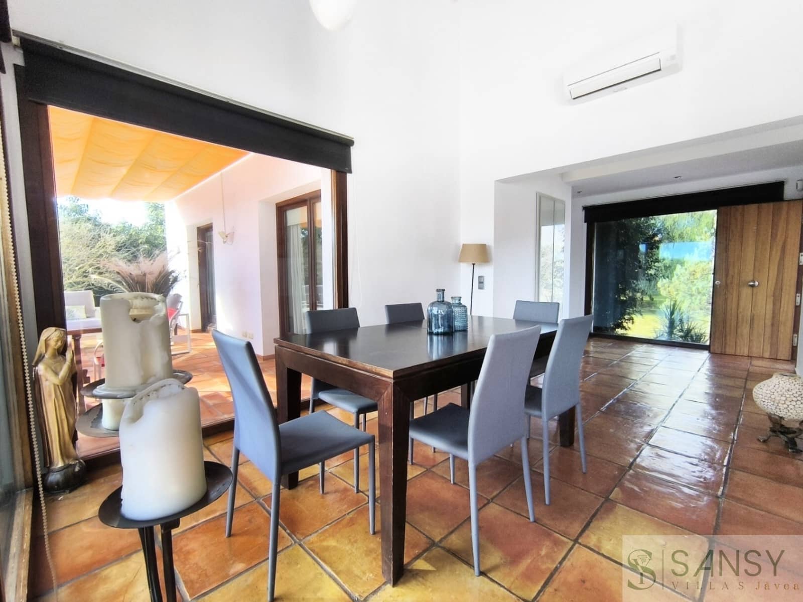 5 sovrum Villa till salu i Ondara med pool garage - 1 400 000 € (Ref: 10046595)