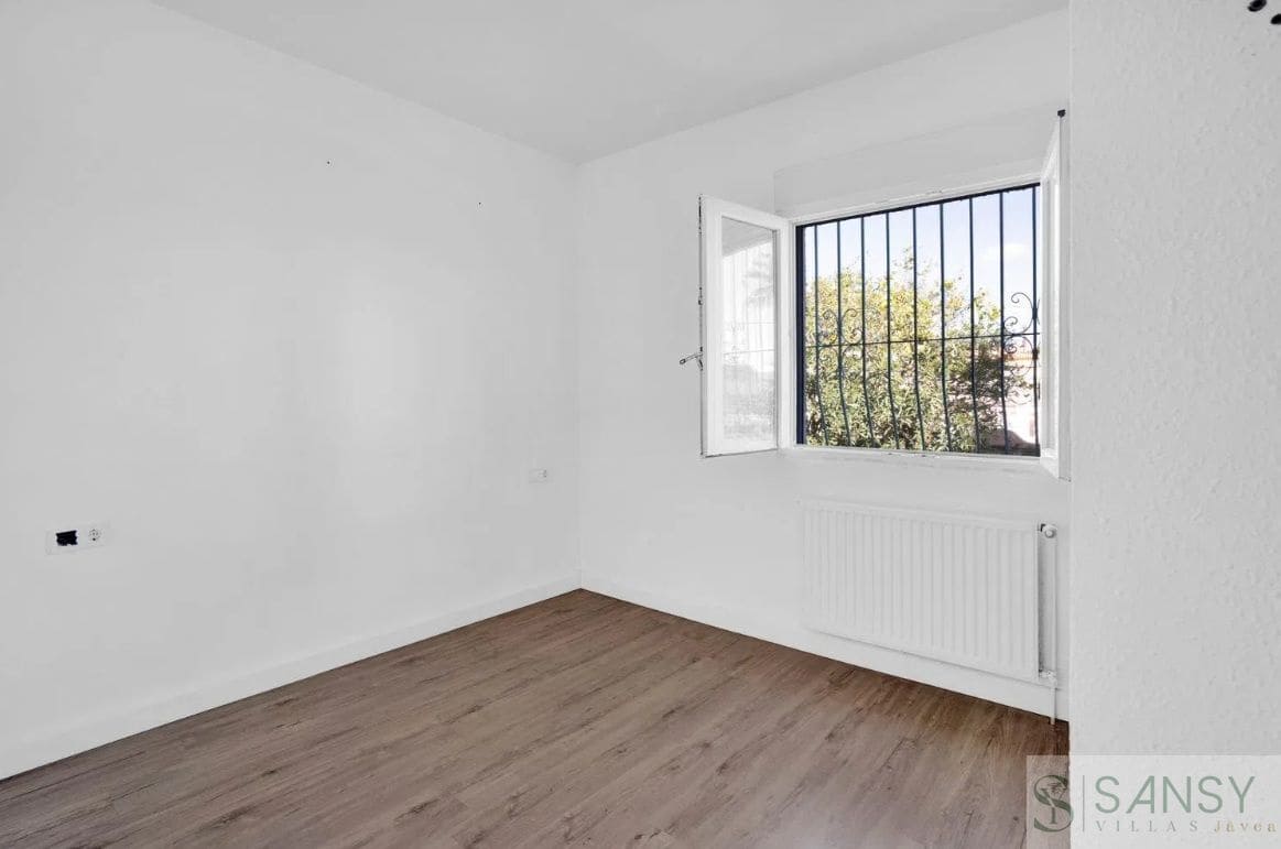 2 soveværelse Villa til salg i Calpe / Calp med swimmingpool garage - € 475.000 (Ref: 10046596)