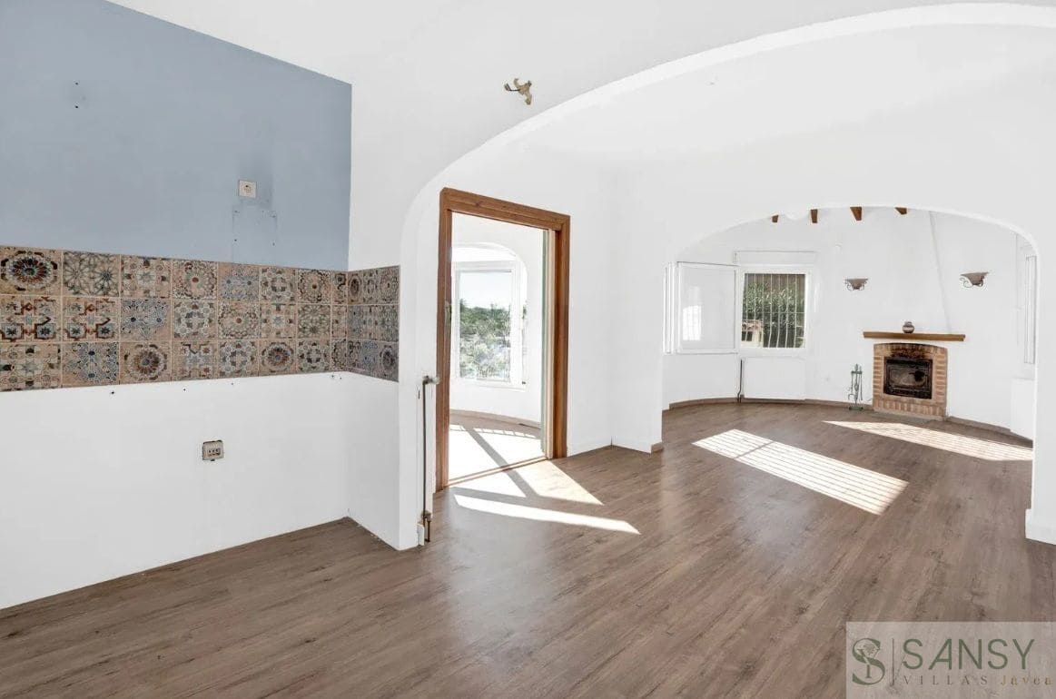 2 soveværelse Villa til salg i Calpe / Calp med swimmingpool garage - € 475.000 (Ref: 10046596)