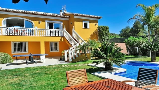 3 Zimmer Villa zu verkaufen in Puerto, Javea / Xàbia mit Pool Garage - 775.000 € (Ref: 10046597)