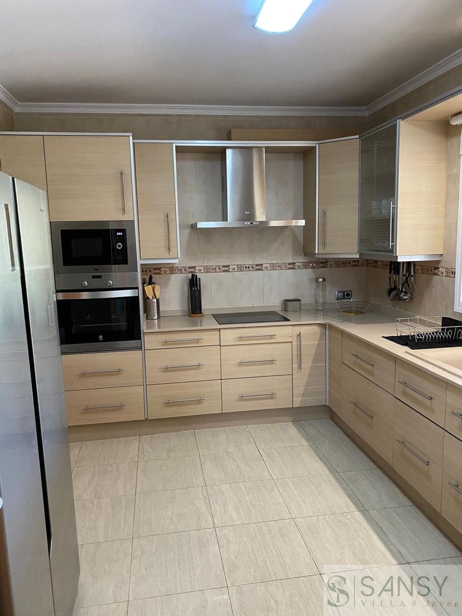 5 bedroom Villa for sale in Orba with pool garage - € 499,000 (Ref: 10046598)