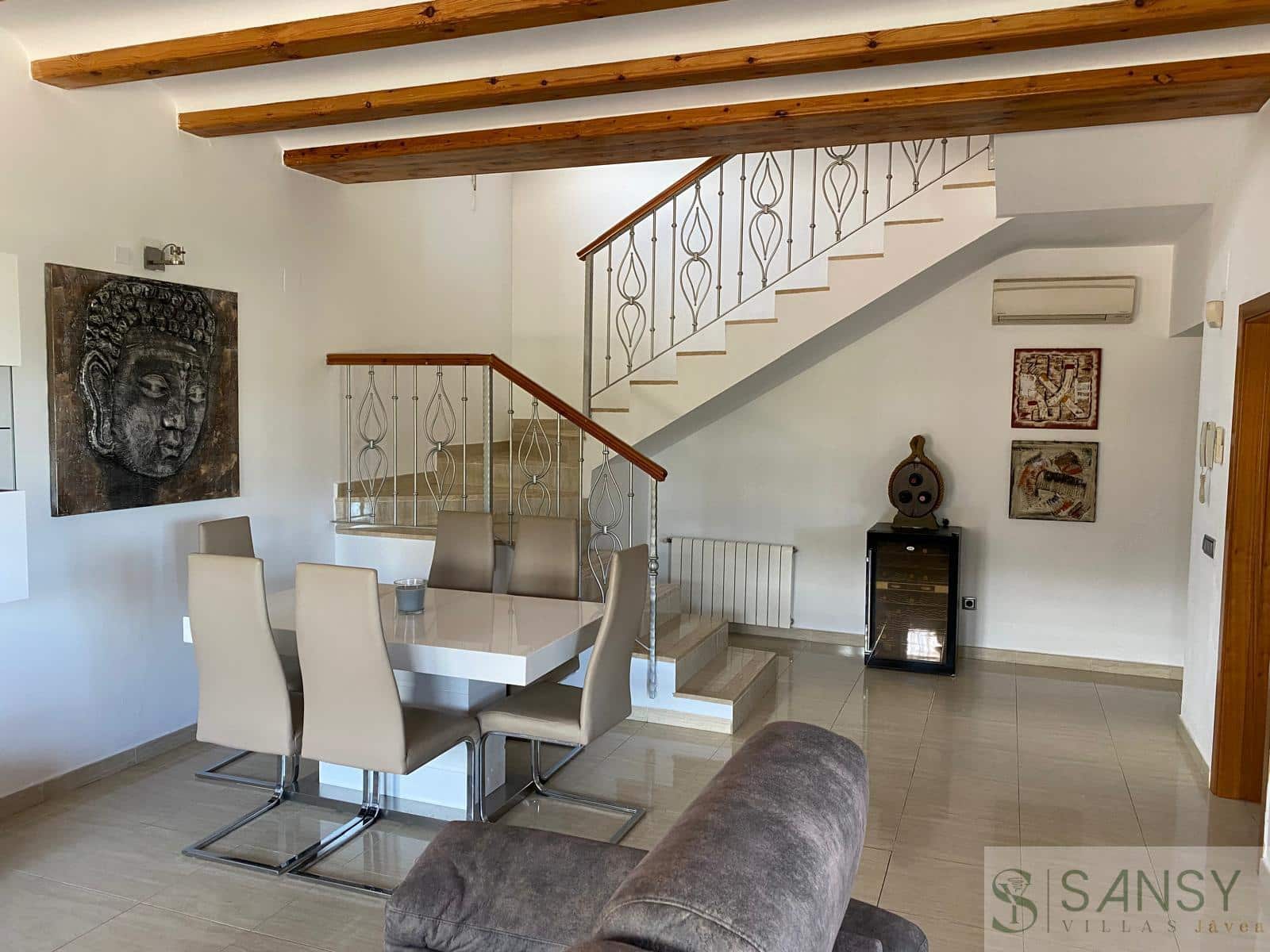 5 bedroom Villa for sale in Orba with pool garage - € 499,000 (Ref: 10046598)