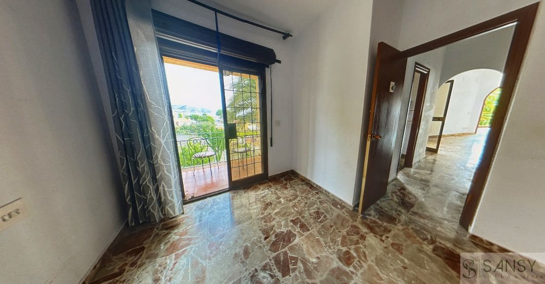 3 soverom Villa til salgs i Moraira med svømmebasseng garasje - € 745 000 (Ref: 10046599)