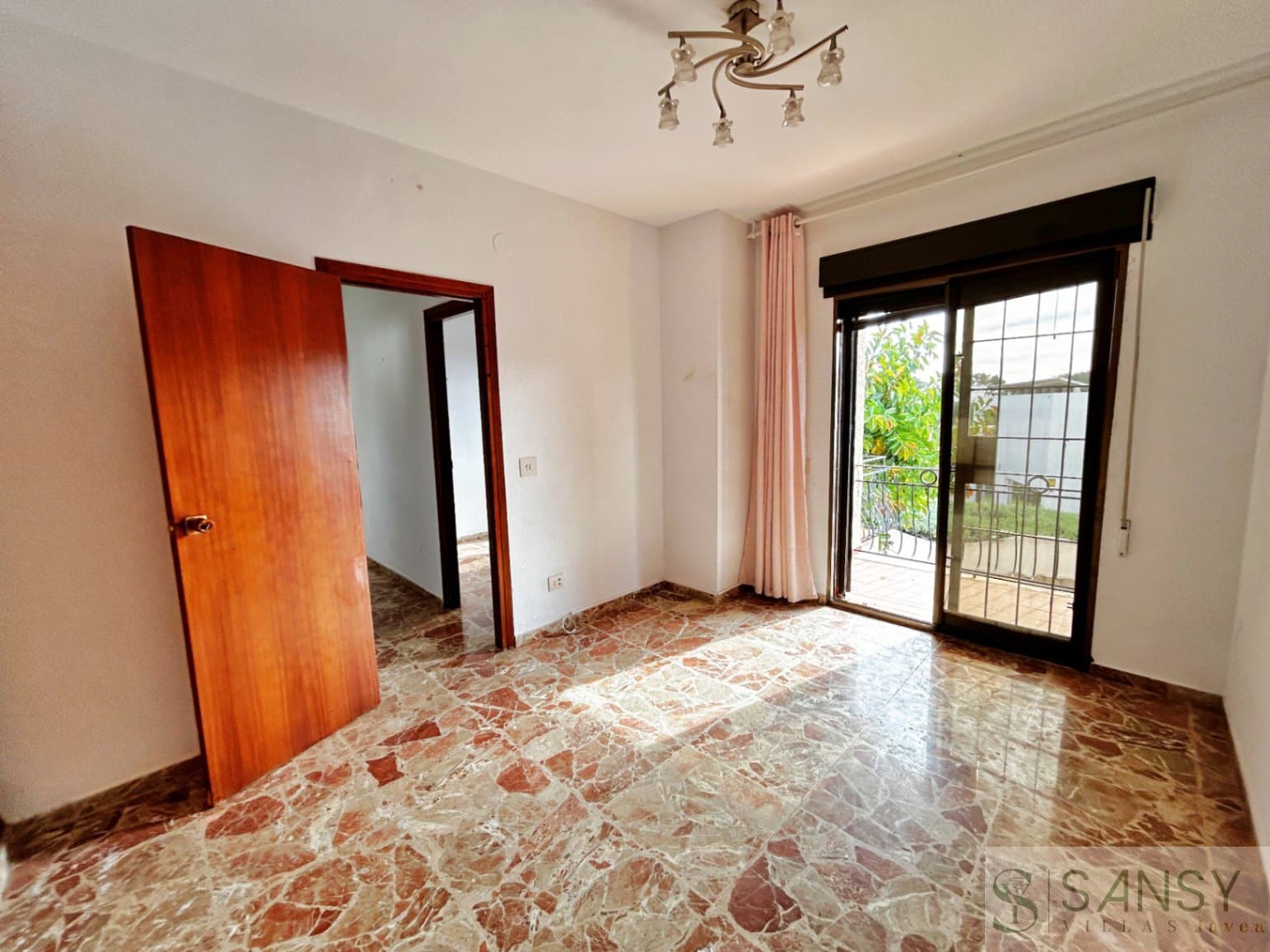 3 soverom Villa til salgs i Moraira med svømmebasseng garasje - € 745 000 (Ref: 10046599)
