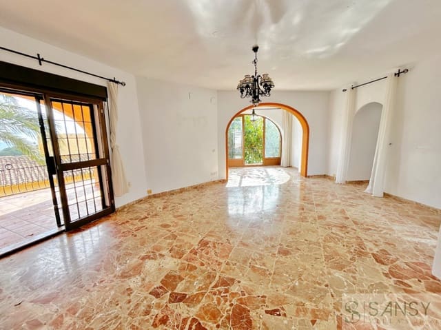 3 sovrum Villa till salu i El Portet - Pla de Mar, Teulada-Moraira med pool garage - 745 000 € (Ref: 10046599)